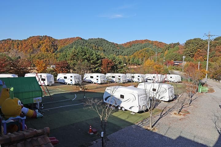 노블레스 글렘핑 카라반 사진