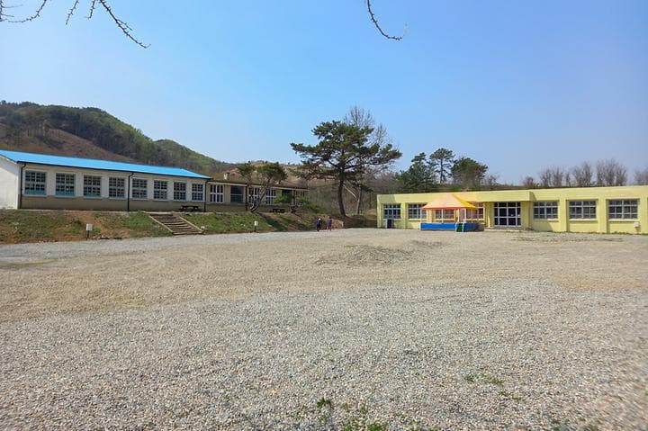 천안 놀이터 캠핑장 사진