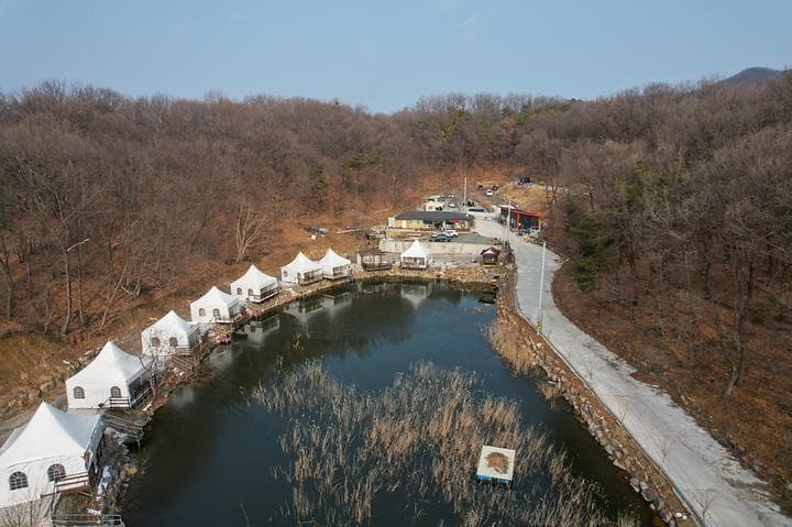 더 봄날 캠핑장 사진