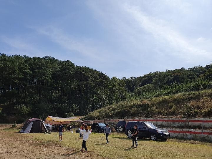 배나무꽃 캠핑장 사진