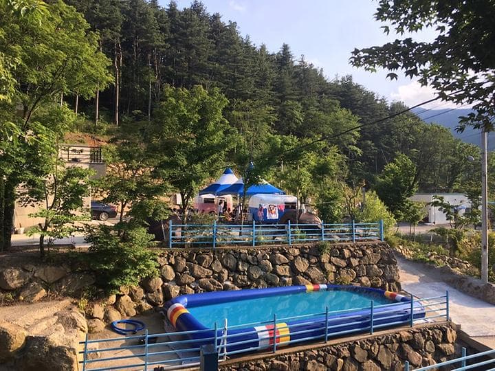 진틀펜션캠핑장 사진