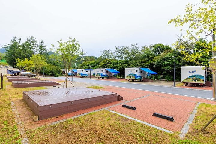 봉황자연휴양림 숲속야영장 사진