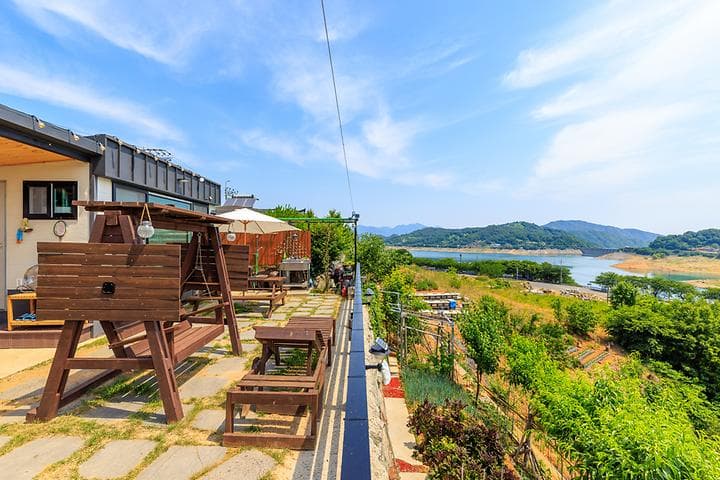 황매산 문워크 카라반 펜션 캠핑 사진